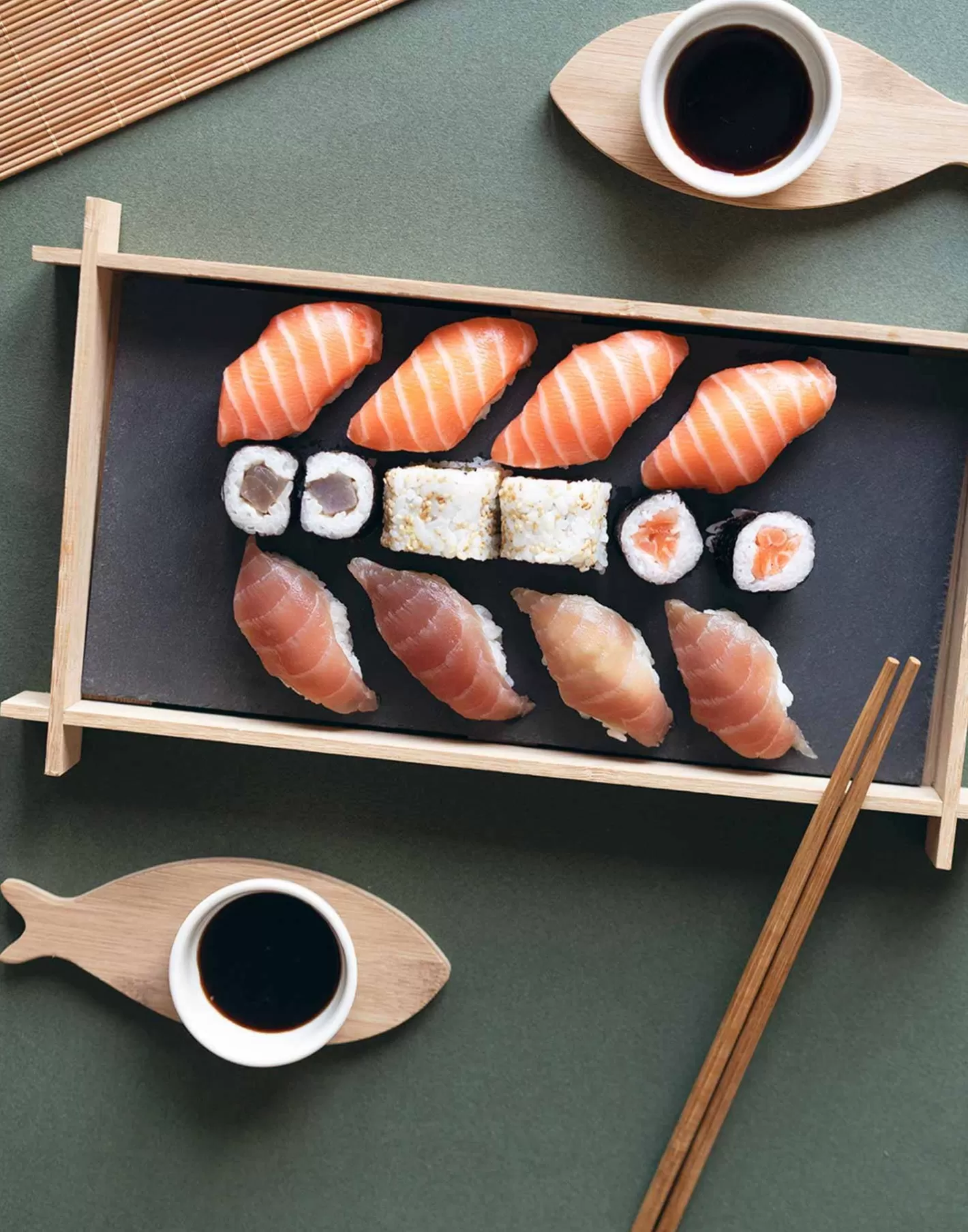 Natura Selection Fish Sushi Set For 2