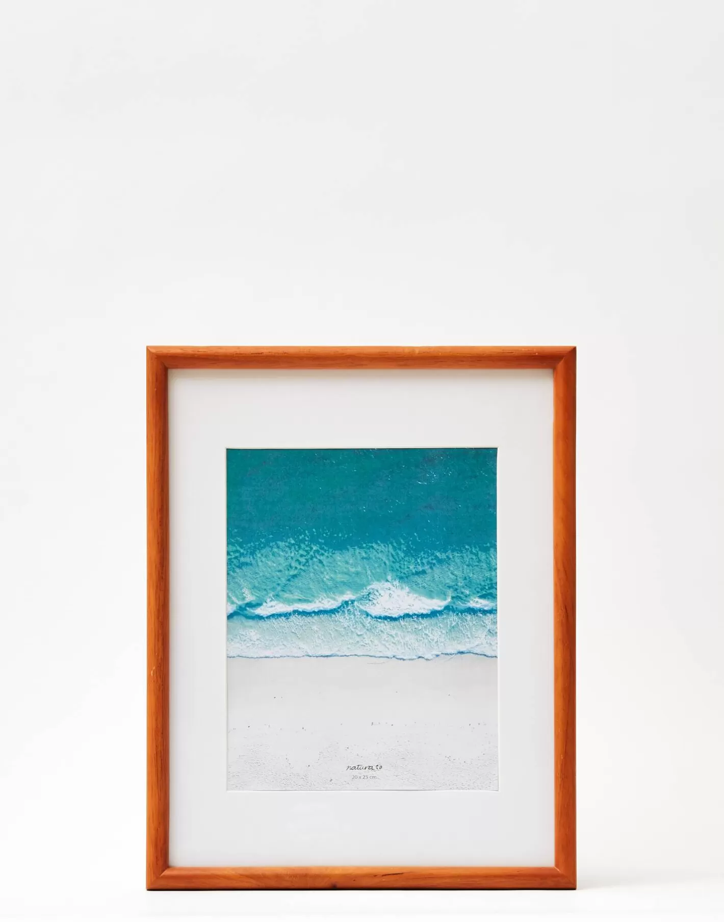 Natura Selection Wooden Frame 20x25